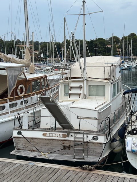 slider 1 American Marine Grand Banks 36